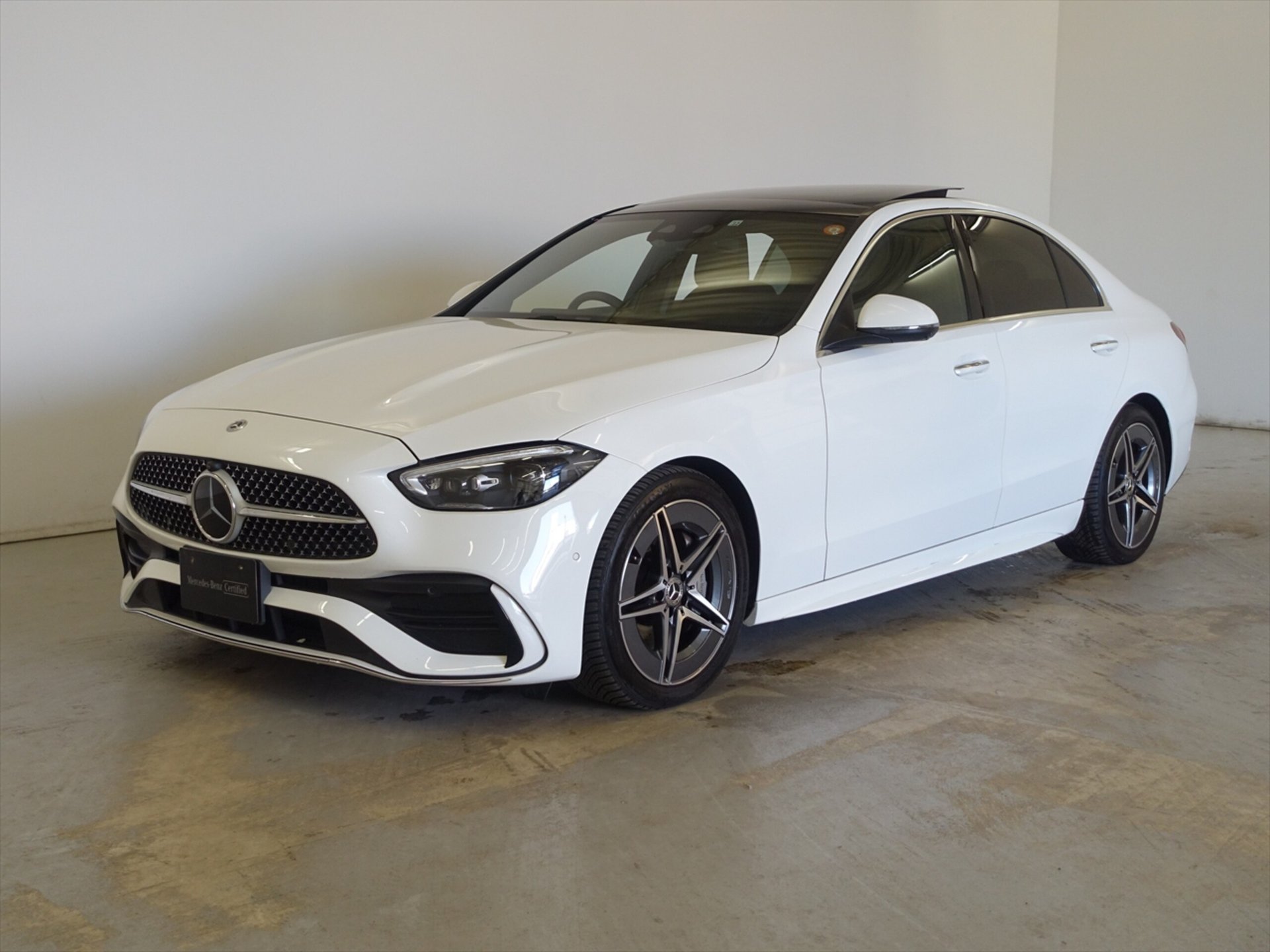 MERCEDES-BENZ C-CLASS - View 1