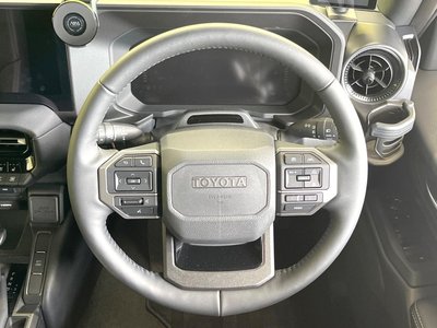 2025 Toyota LAND CRUISER 250 thumbnail 12