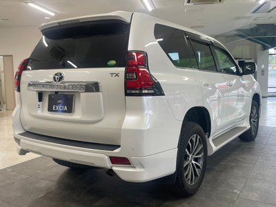 TOYOTA LAND CRUISER - 9