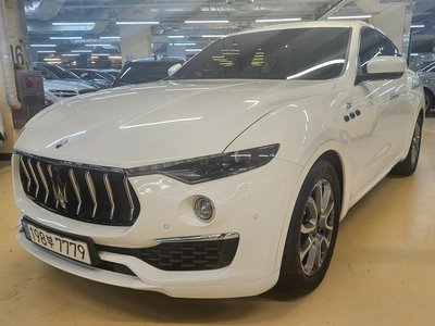 MASERATI LEVANTE - 2