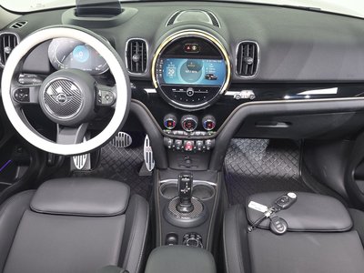 2023 MINI COOPER COUNTRYMAN — фото 5