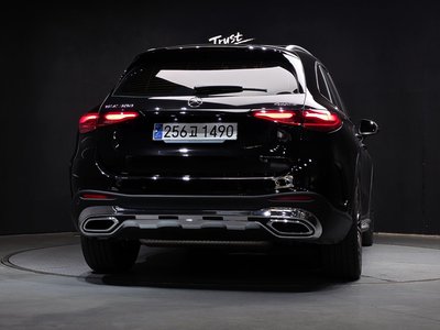 MERCEDES-BENZ GLC - 3