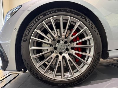 MERCEDES-BENZ E-CLASS AMG - 9