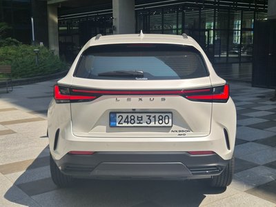صورة 3 لـ 2025 Lexus NX
