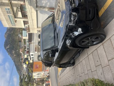 LAND ROVER DEFENDER - 5