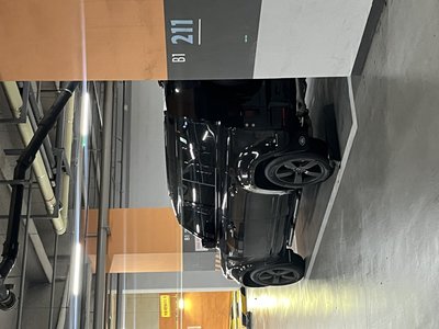 LAND ROVER DEFENDER - 2