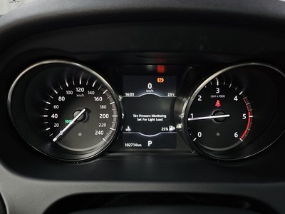 LAND ROVER DISCOVERY SPORT - 8