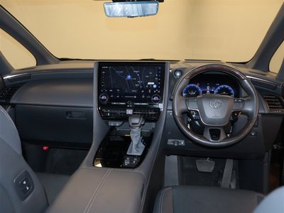 2024 Toyota ALPHARD — фото 5