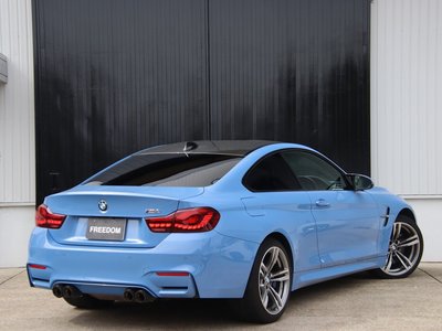 صورة مصغرة 22 لـ 2015 BMW M4 COUPE