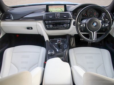 صورة مصغرة 46 لـ 2015 BMW M4 COUPE