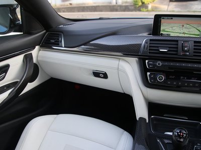 صورة مصغرة 59 لـ 2015 BMW M4 COUPE