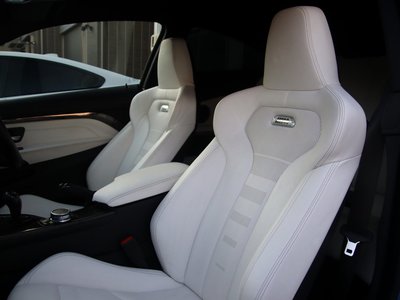 صورة مصغرة 56 لـ 2015 BMW M4 COUPE