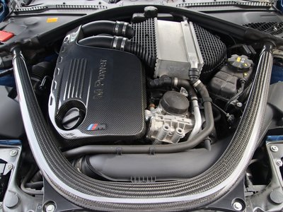 صورة مصغرة 45 لـ 2015 BMW M4 COUPE