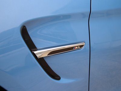 صورة مصغرة 42 لـ 2015 BMW M4 COUPE