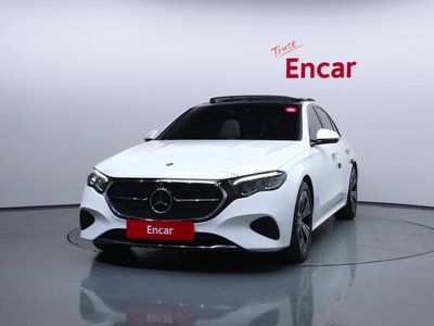 MERCEDES-BENZ E-CLASS - 2