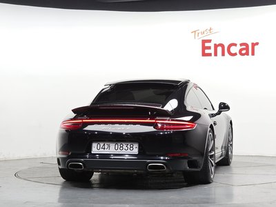 صورة 4 لـ 2016 Porsche 911