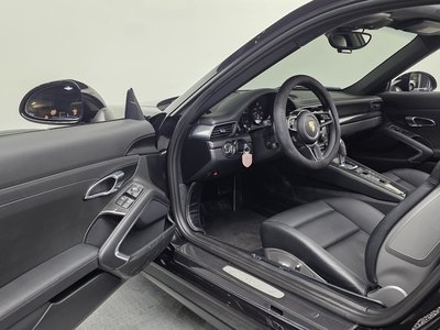 صورة مصغرة 13 لـ 2016 Porsche 911