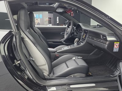 صورة مصغرة 17 لـ 2016 Porsche 911