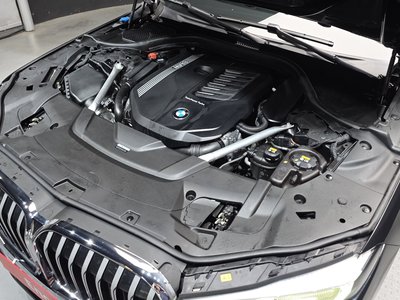 BMW 7 SERIES - 7