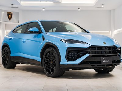 LAMBORGHINI URUS - 1