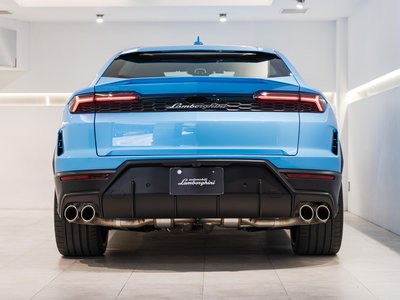 LAMBORGHINI URUS - 10