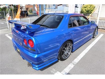 NISSAN SKYLINE - 7
