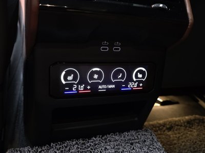 2025 BMW 5 SERIES — миниатюра 26
