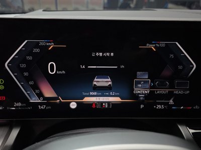 2025 BMW 5 SERIES — миниатюра 11