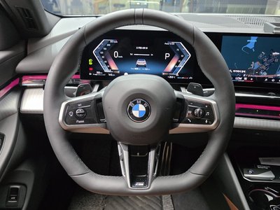 2025 BMW 5 SERIES — миниатюра 19