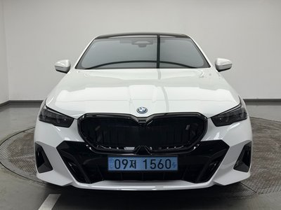 BMW I5 - 2