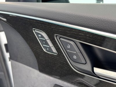 صورة مصغرة 26 لـ 2024 AUDI Q8