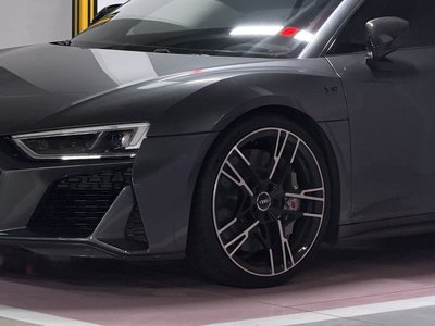 AUDI R8 - 6