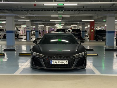 AUDI R8 - 2