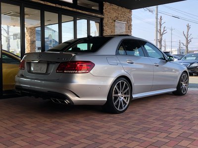 MERCEDES-BENZ E-CLASS AMG - 7