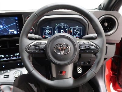 2025 Toyota GR YARIS 照片 10