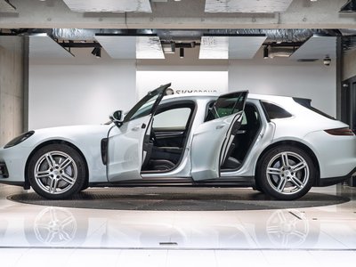 صورة مصغرة 34 لـ 2019 Porsche PANAMERA