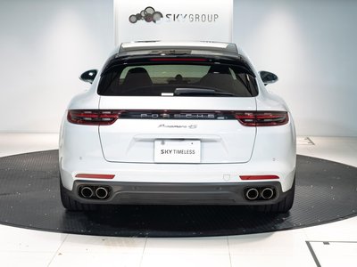PORSCHE PANAMERA - 8