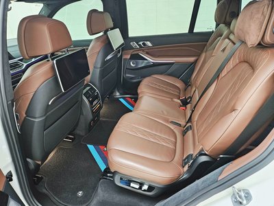 BMW X7 - 10