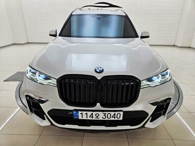 BMW X7 - 1