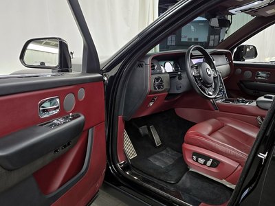 ROLLS-ROYCE CULLINAN - 10