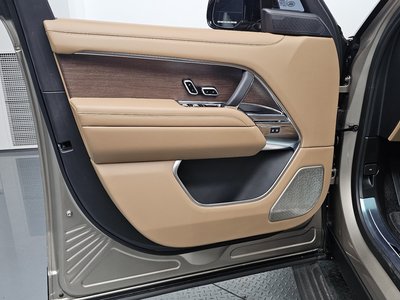 2023 LAND Rover RANGE ROVER — миниатюра 14