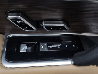 2023 LAND Rover RANGE ROVER — миниатюра 36