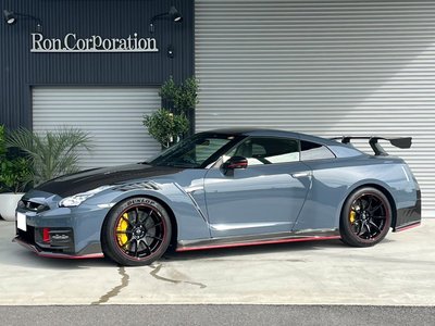 NISSAN GT-R