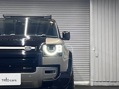 LAND ROVER DEFENDER - 3