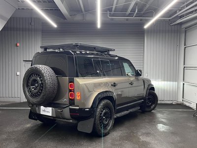 LAND ROVER DEFENDER - 5