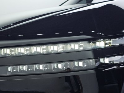 صورة 9 لـ 2022 Genesis G90 (RS4)