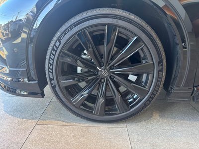 TOYOTA CROWN SPORT - 9