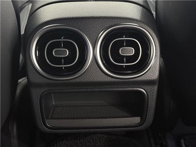 2025 Mercedes-BENZ C-CLASS — миниатюра 16