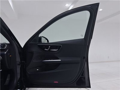 صورة 6 لـ 2025 Mercedes-BENZ C-CLASS