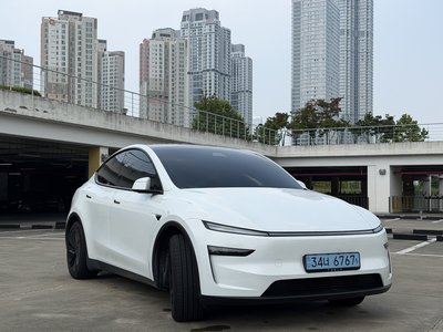 صورة 2 لـ 2025 Tesla MODEL Y